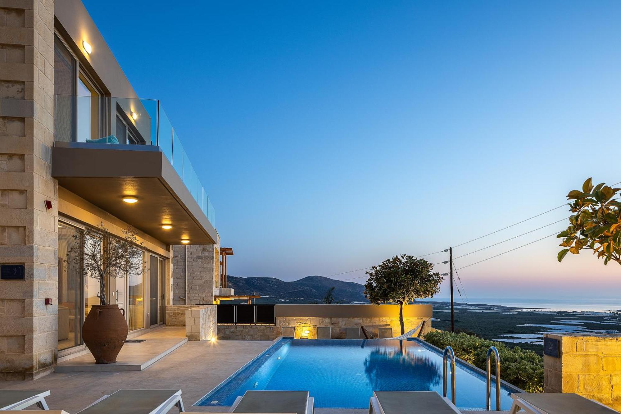 Luxury Vila